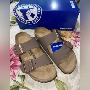 COPY - Accidentally bought the ring size online. never worn. New with tags and …